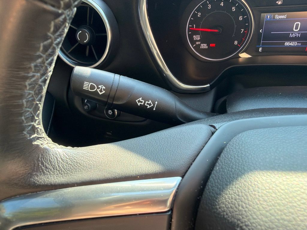 Used 2020 Chevrolet Blazer LT FWD image 15