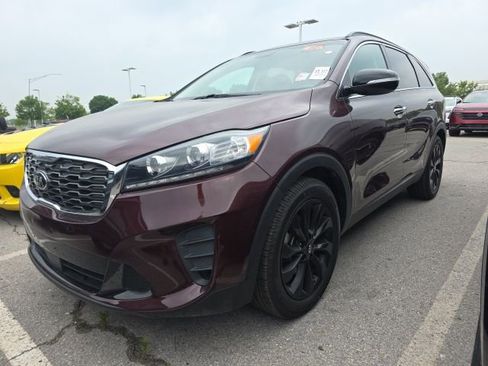 Used 2020 Kia Sorento S FWD image 3
