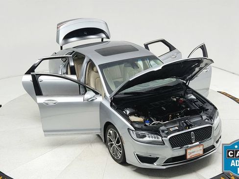 Used 2020 Lincoln MKZ Reserve FWD image 29