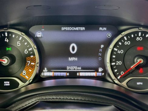 Used 2021 Jeep Renegade Limited w/ Sun & Sound Group AWD/4WD image 14