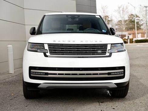 New 2026 Land Rover Range Rover Long Wheelbase SE image 19