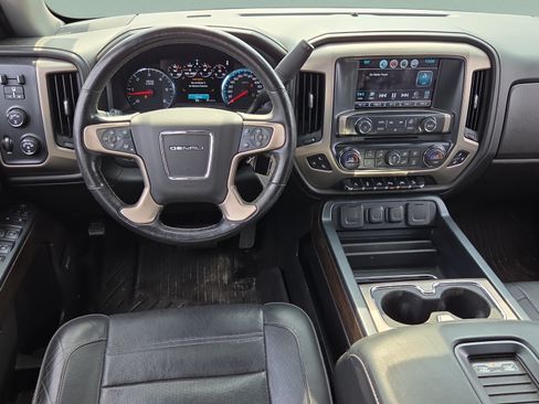 Used 2017 GMC Sierra 1500 Denali AWD/4WD image 11