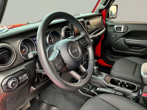 Used 2022 Jeep Wrangler Unlimited Sport AWD/4WD image 17
