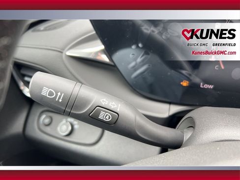 New 2026 Buick Envista Preferred image 19