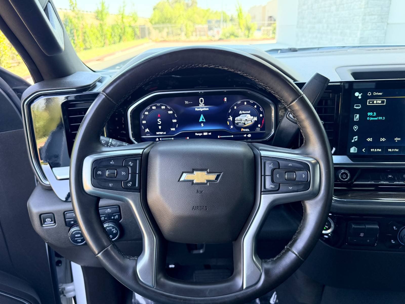 Used 2024 Chevrolet Silverado 1500 LT w/ Convenience Package II AWD/4WD image 22