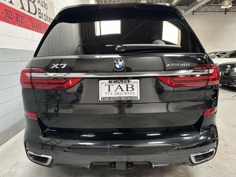Used 2020 BMW X7 xDrive40i w/ M Sport Package AWD/4WD image 4