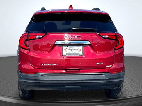Used 2018 GMC Terrain SLE w/ Driver Convenience Package AWD/4WD image 4