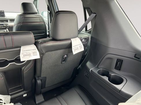 New 2026 Honda Pilot Black Edition image 15