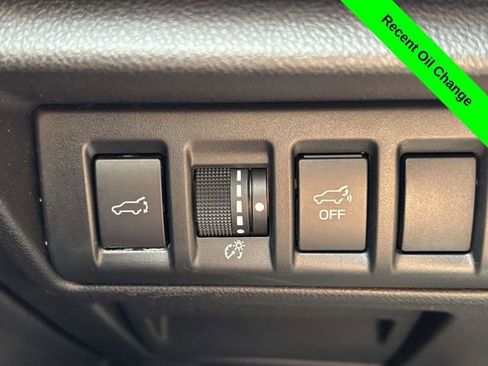Used 2022 Subaru Outback Premium AWD/4WD image 11