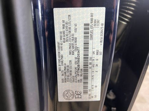 Used 2025 Ford F250 Lariat AWD/4WD image 39