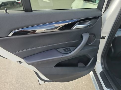 Used 2018 BMW X1 sDrive28i FWD image 9