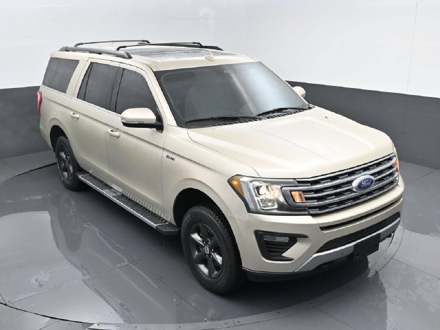 Used 2018 Ford Expedition Max XLT w/ Equipment Group 202A AWD/4WD image 22