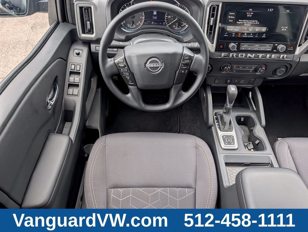 Used 2026 Nissan Frontier SV AWD/4WD image 11