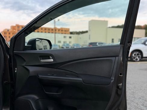 Used 2013 Honda CR-V LX image 33