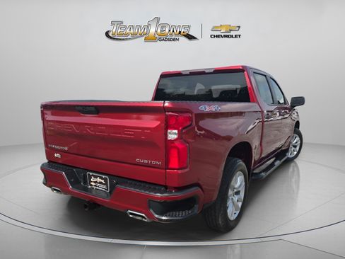 Used 2020 Chevrolet Silverado 1500 Custom w/ Custom Value Package AWD/4WD image 8