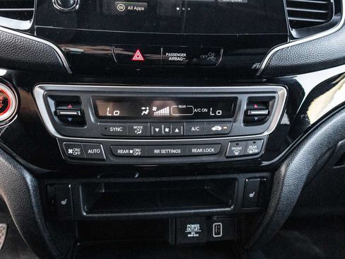 Used 2021 Honda Passport Touring image 37