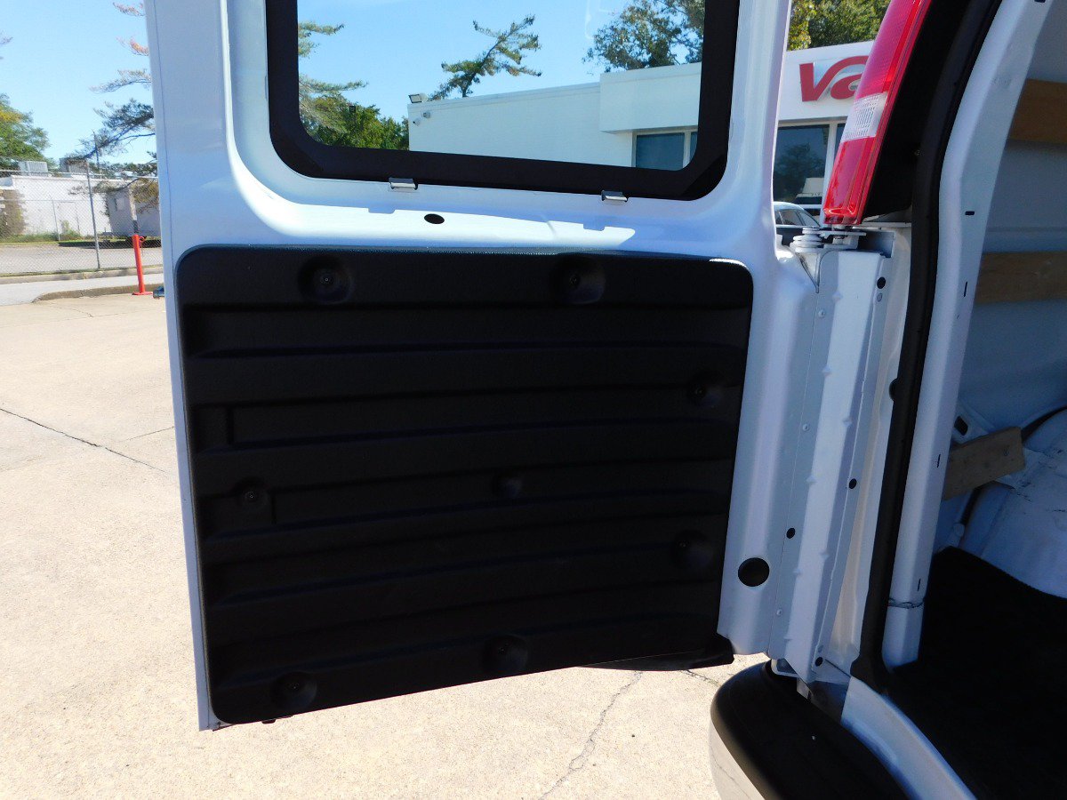 Used 2025 Chevrolet Express 2500 w/ Driver Convenience Package RWD image 32