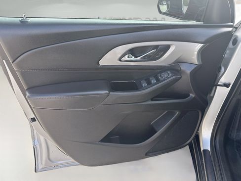 Used 2019 Chevrolet Traverse LS image 17