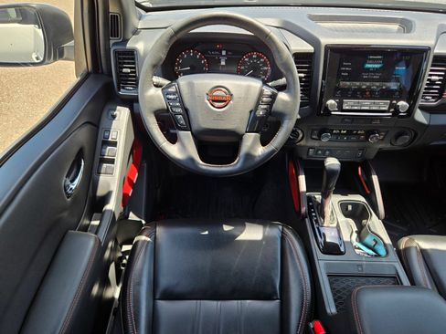 Used 2023 Nissan Frontier PRO-4X w/ Pro-4X Premium Package AWD/4WD image 16