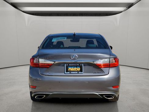 Used 2018 Lexus ES 350 w/ Navigation System Package image 4