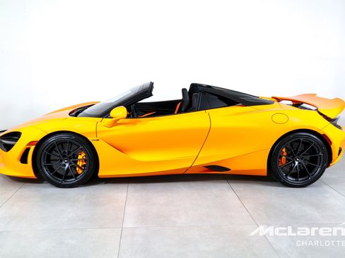 New 2026 McLaren 750S Spider RWD image 7
