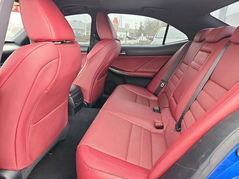 Used 2019 Lexus IS 300 F Sport image 10