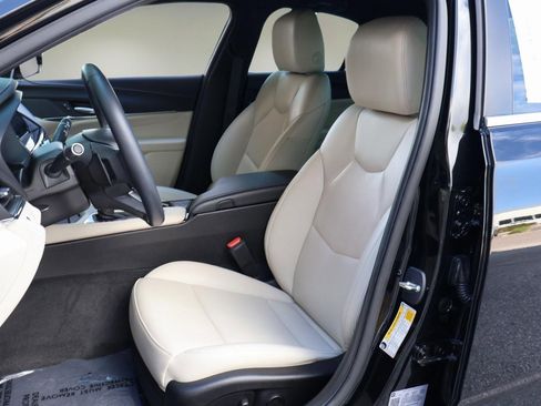 Used 2023 Cadillac CT4 Luxury image 12