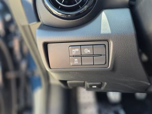 New 2026 MAZDA MX-5 Miata Club w/ Interior Package RWD image 32