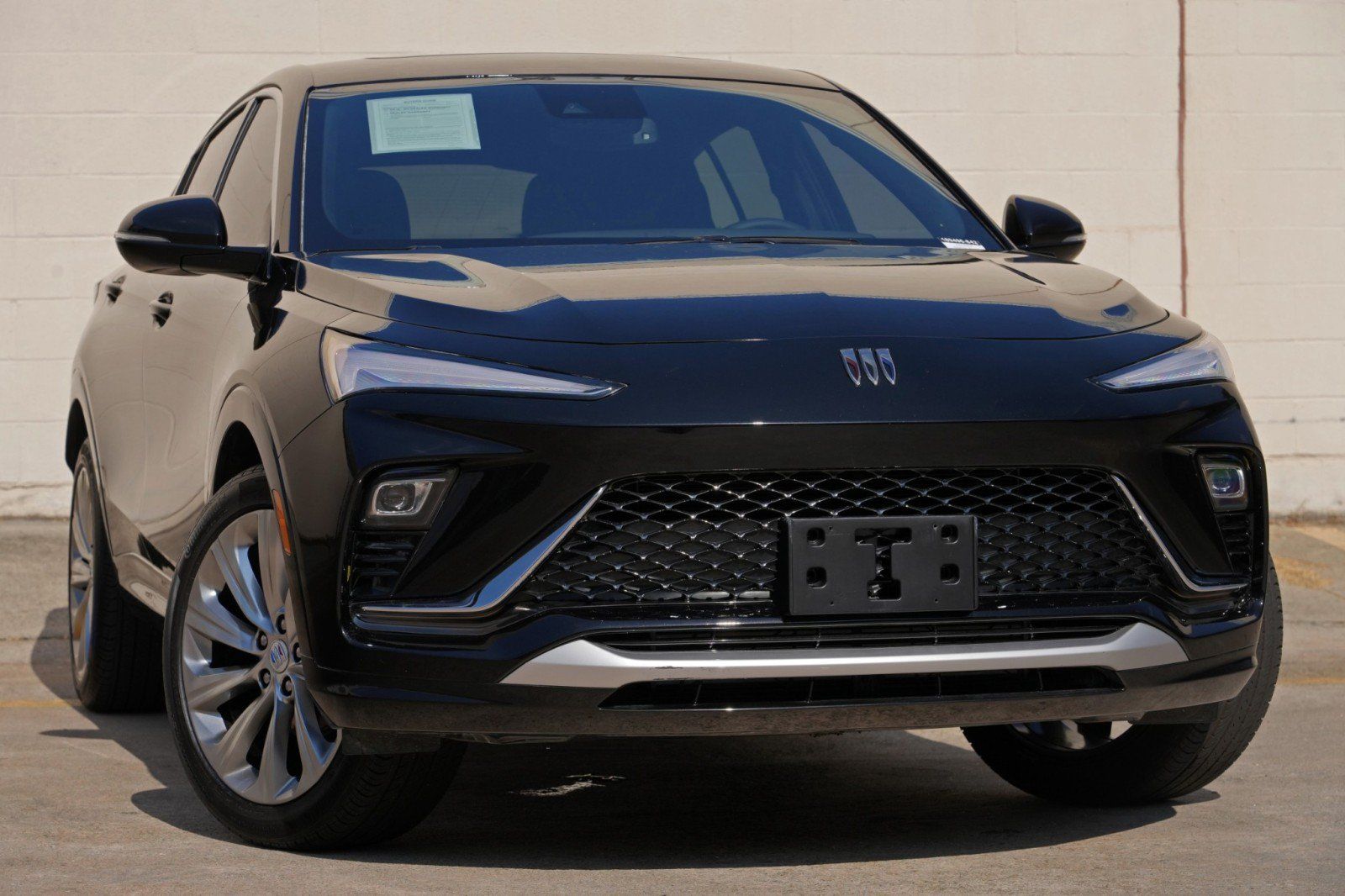 Used 2024 Buick Envista Avenir FWD image 2