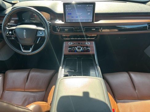 Certified 2022 Lincoln Aviator Reserve w/ Equipment Group 201A AWD/4WD image 13