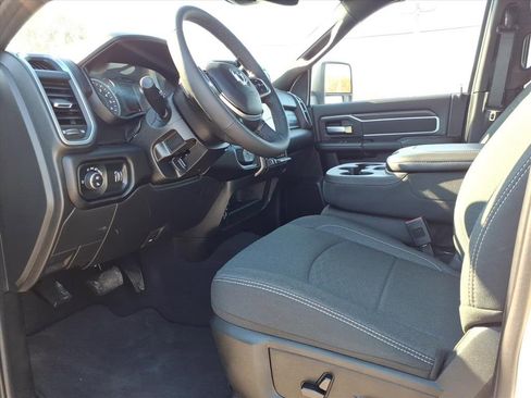 Used 2025 RAM 2500 Big Horn image 12