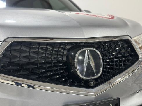 Used 2017 Acura MDX SH-AWD w/ Advance Package image 5