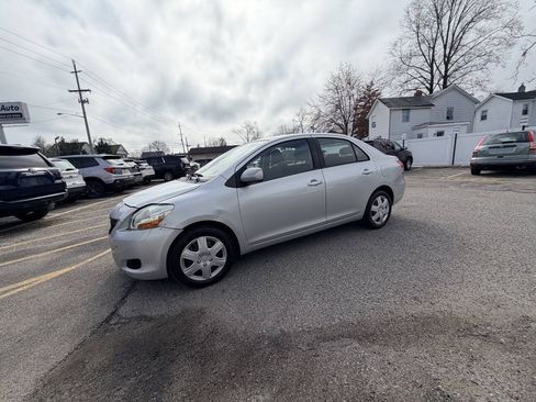 Used 2009 Toyota Yaris Sedan FWD image 17