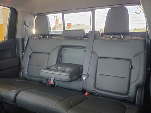 Used 2019 Chevrolet Silverado 1500 LT w/ All-Star Edition AWD/4WD image 11