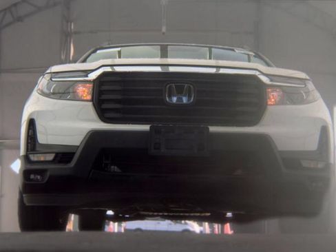 Used 2023 Honda Ridgeline RTL image 3