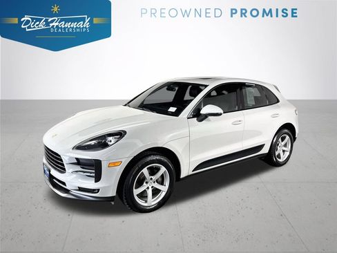 Used 2020 Porsche Macan AWD/4WD image 1