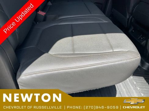 Used 2021 GMC Sierra 3500 4x4 Crew Cab w/ Convenience Package image 26