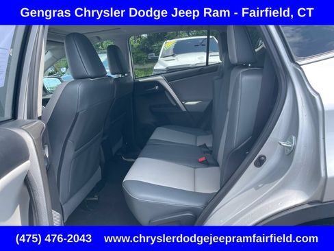 Used 2015 Toyota RAV4 Limited AWD/4WD image 39