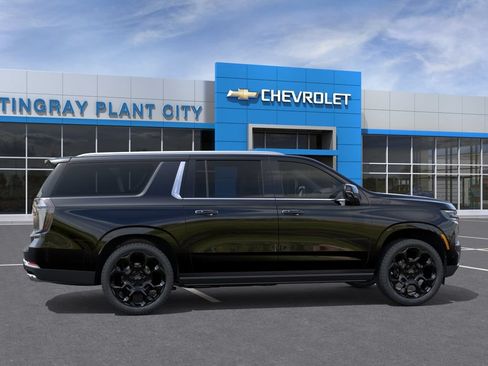 New 2026 Chevrolet Suburban High Country AWD/4WD image 5