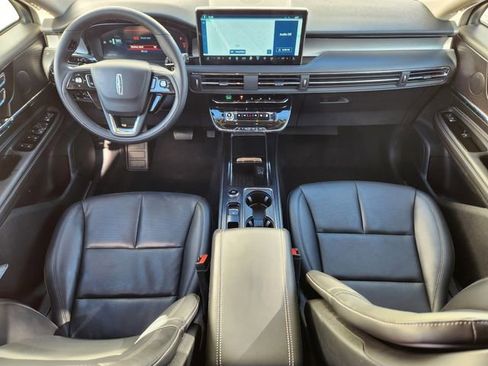 New 2025 Lincoln Corsair AWD w/ Equipment Group 101A image 11