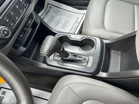 Used 2015 Chevrolet Colorado W/T RWD image 18