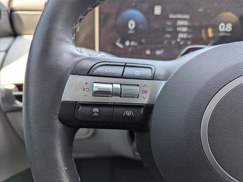 Certified 2025 Hyundai Tucson Limited FWD image 13