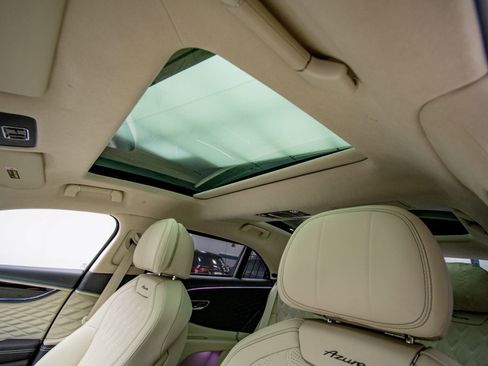 New 2026 Bentley Flying Spur Plug-In Hybrid image 28