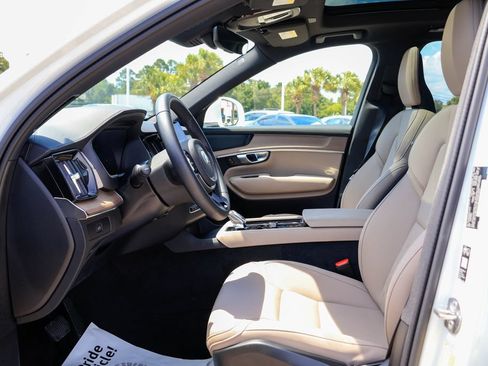 Used 2026 Volvo XC90 B6 Plus AWD/4WD image 8