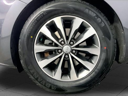 Used 2018 Kia Sedona SX FWD image 9