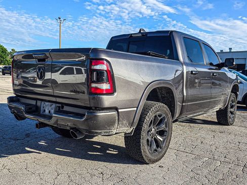 Used 2022 RAM 1500 Limited AWD/4WD image 6