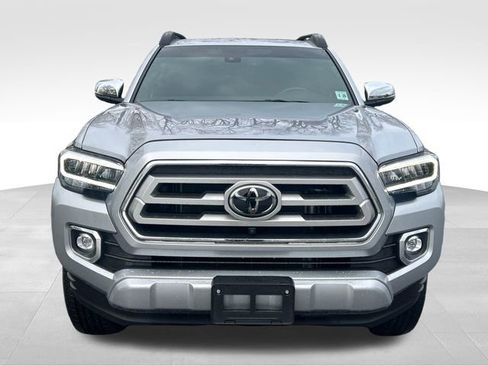 Used 2023 Toyota Tacoma Limited image 8