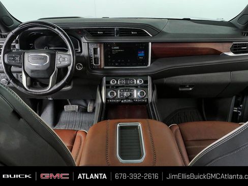 Certified 2023 GMC Yukon Denali Ultimate w/ LPO, Floor Liner Package AWD/4WD image 19