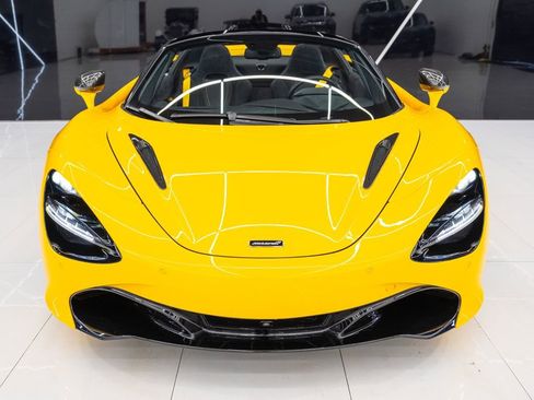Used 2023 McLaren 720S Performance image 7