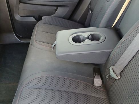 Used 2015 GMC Terrain SLE image 16